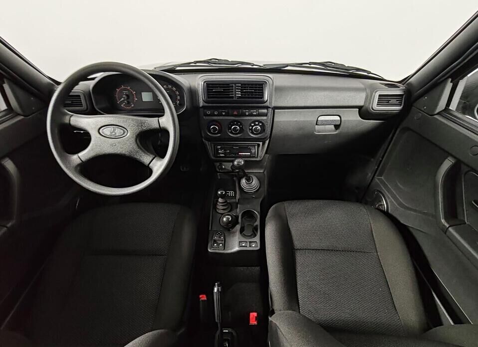 LADA (ВАЗ) Niva Legend 1.7 MT (83 л.с.) 4WD