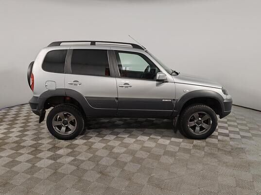 Chevrolet Niva, 2018 г., 61 845 км