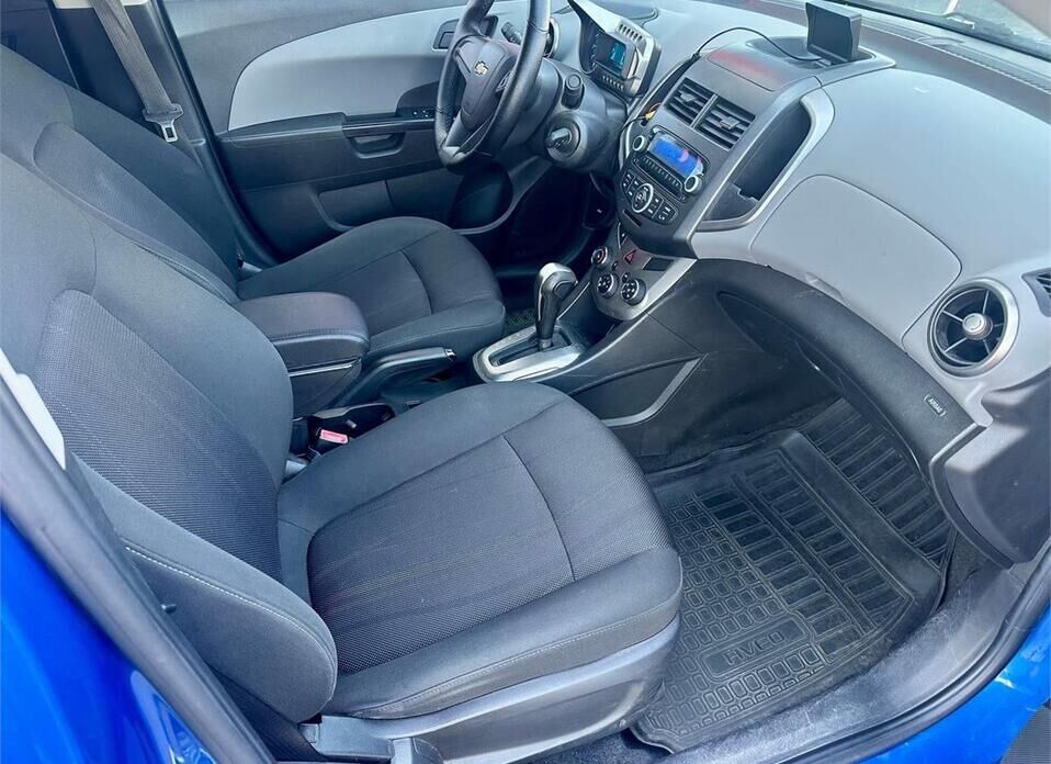 Chevrolet Aveo 1.6 AT (115 л.с.)