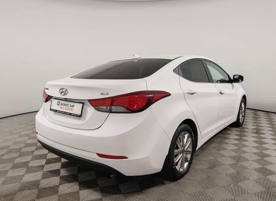 Hyundai Elantra 1.8 AT (150 л.с.)
