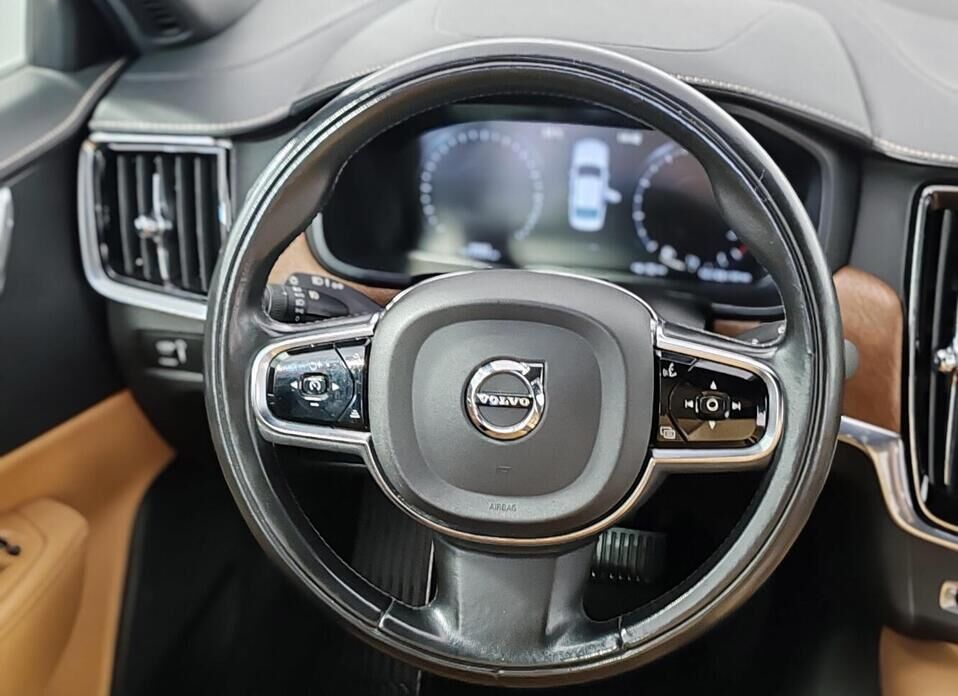 Volvo S90 2.0 AT (190 л.с.)