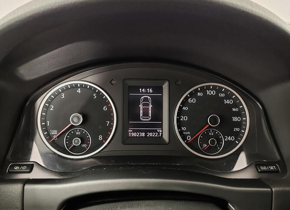 Volkswagen Tiguan 2.0 AT (170 л.с.) 4WD