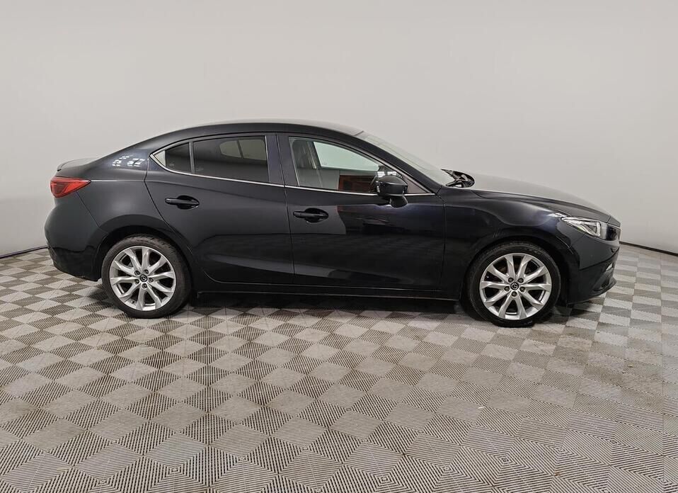 Mazda 3 1.5 AT (120 л.с.)