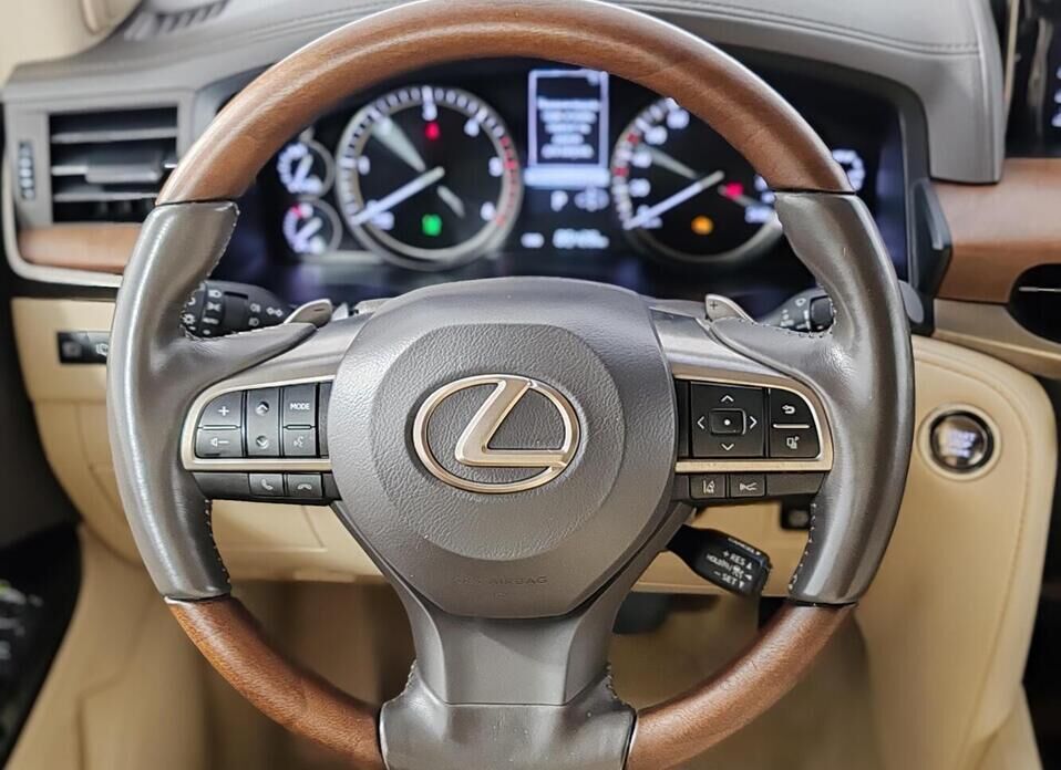 Lexus LX 450d 4.5d AT (272 л.с.) 4WD