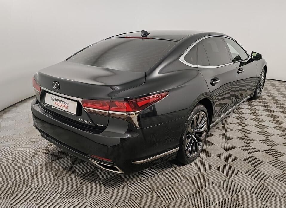 Lexus LS 500 3.4 AT (421 л.с.) 4WD