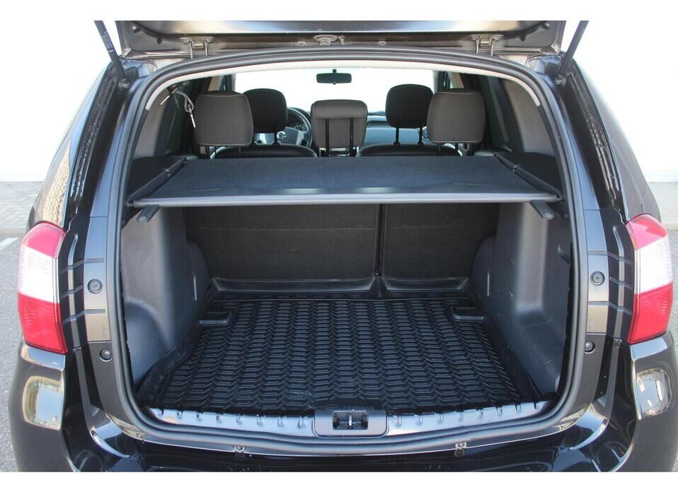 Nissan Terrano 2.0 AT (135 л.с.)