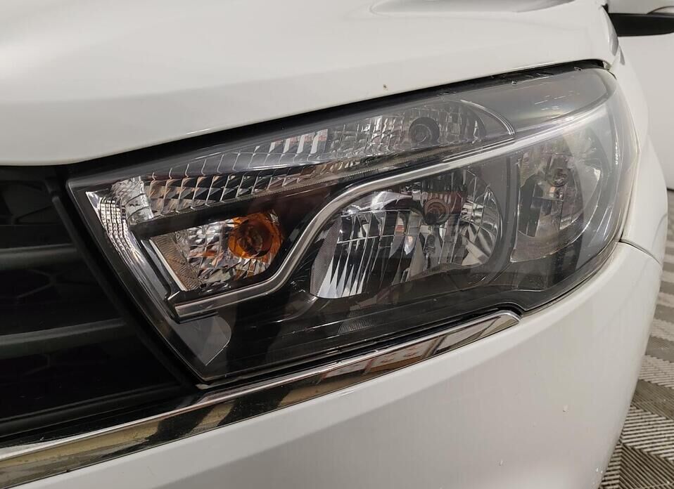 LADA (ВАЗ) Vesta 1.6 CVT (113 л.с.)