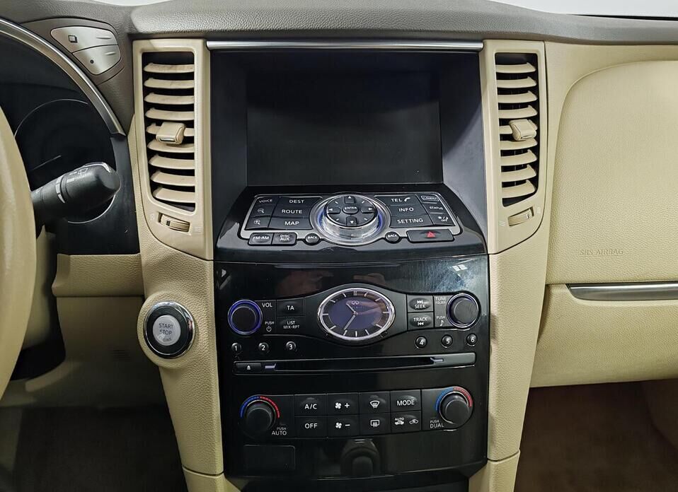 Infiniti FX FX37 3.7 AT (333 л.с.) 4WD