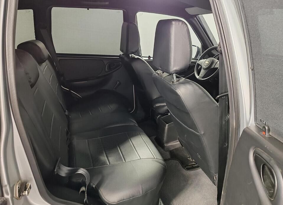 Chevrolet Niva 1.7 MT (80 л.с.) 4WD