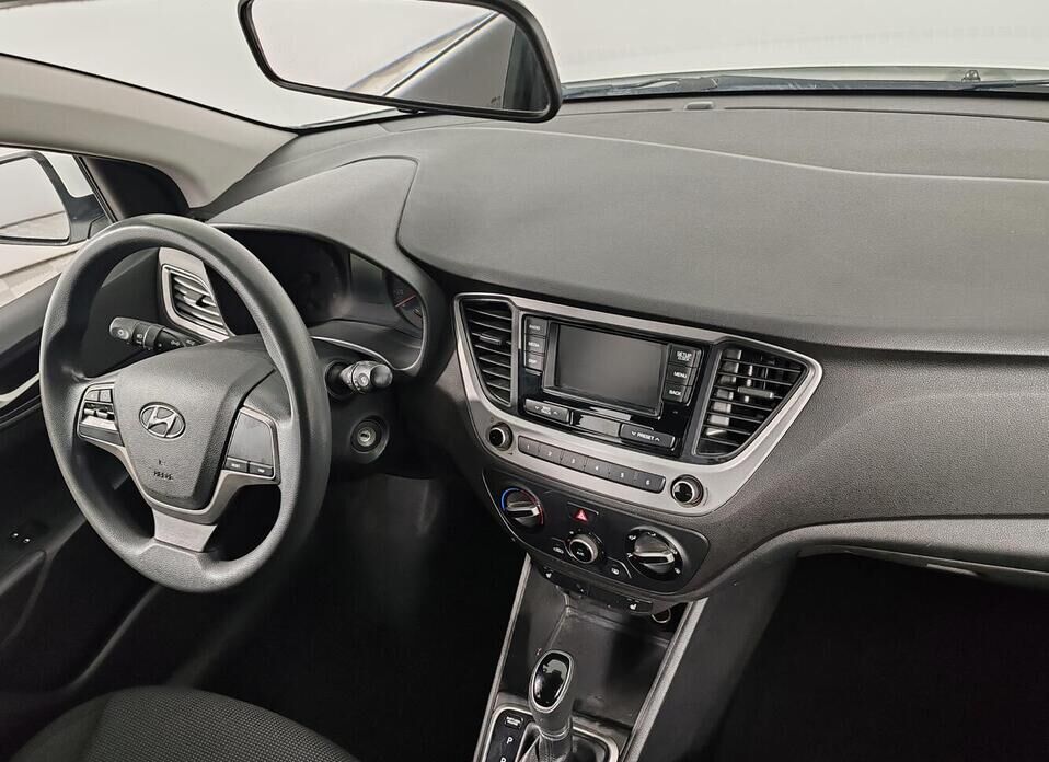 Hyundai Solaris 1.4 AT (100 л.с.)