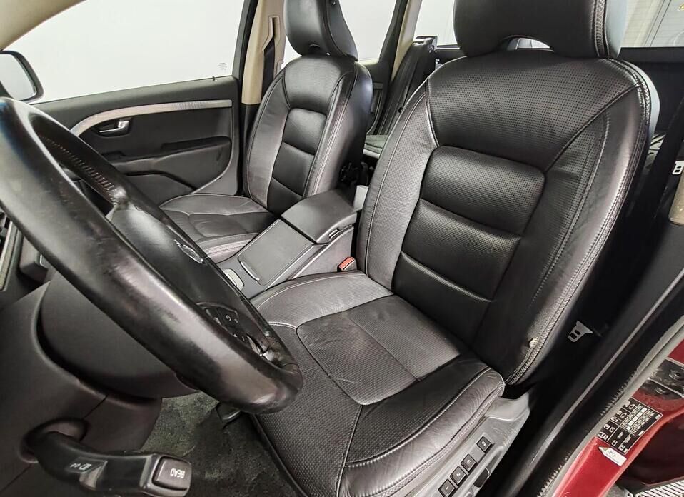 Volvo XC70 3.2 AT (238 л.с.) 4WD