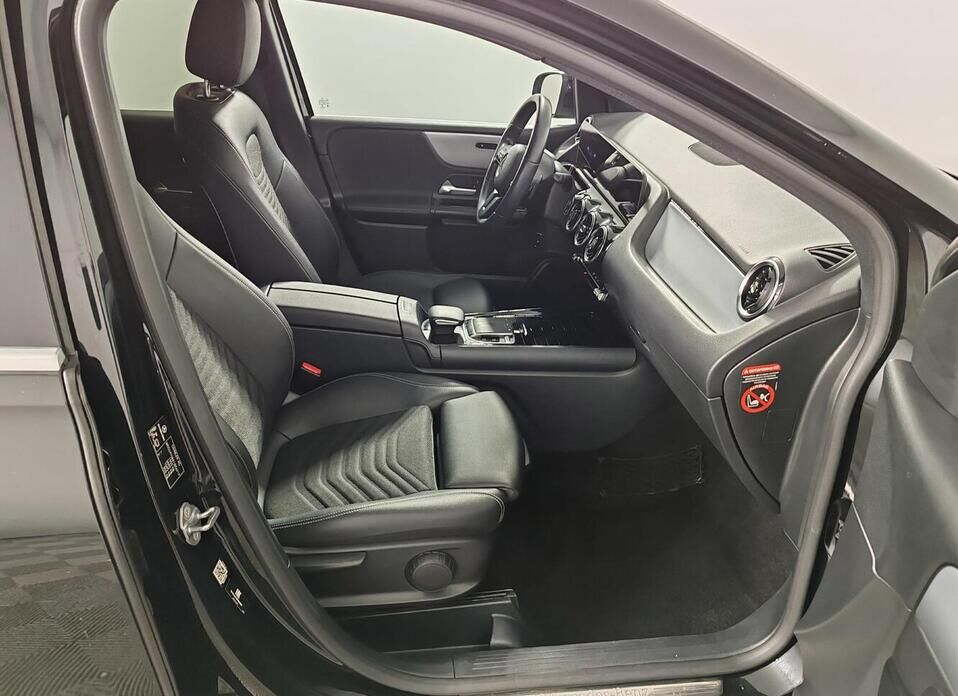 Mercedes-Benz B-Класс 180 1.3 AMT (136 л.с.)