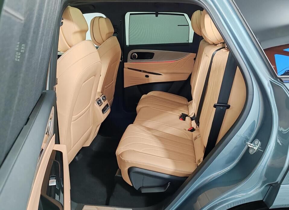 Jaecoo J8 2.0 AMT (249 л.с.) 4WD