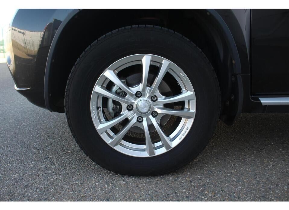 Nissan Terrano 2.0 AT (135 л.с.)