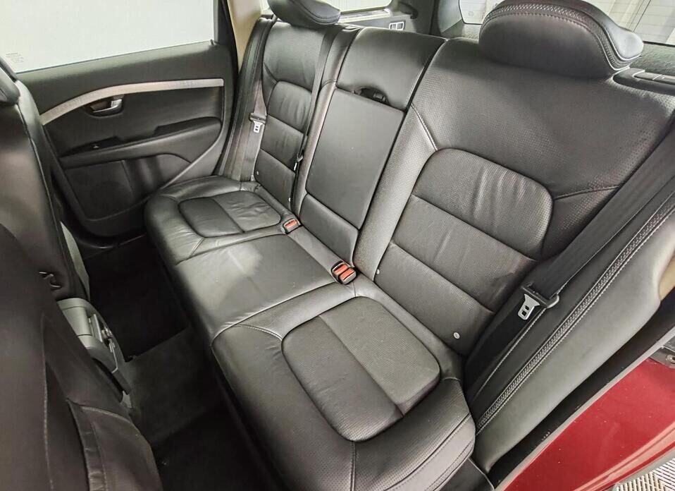 Volvo XC70 3.2 AT (238 л.с.) 4WD