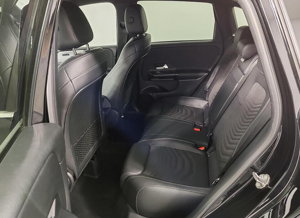 Mercedes-Benz B-Класс 180 1.3 AMT (136 л.с.)