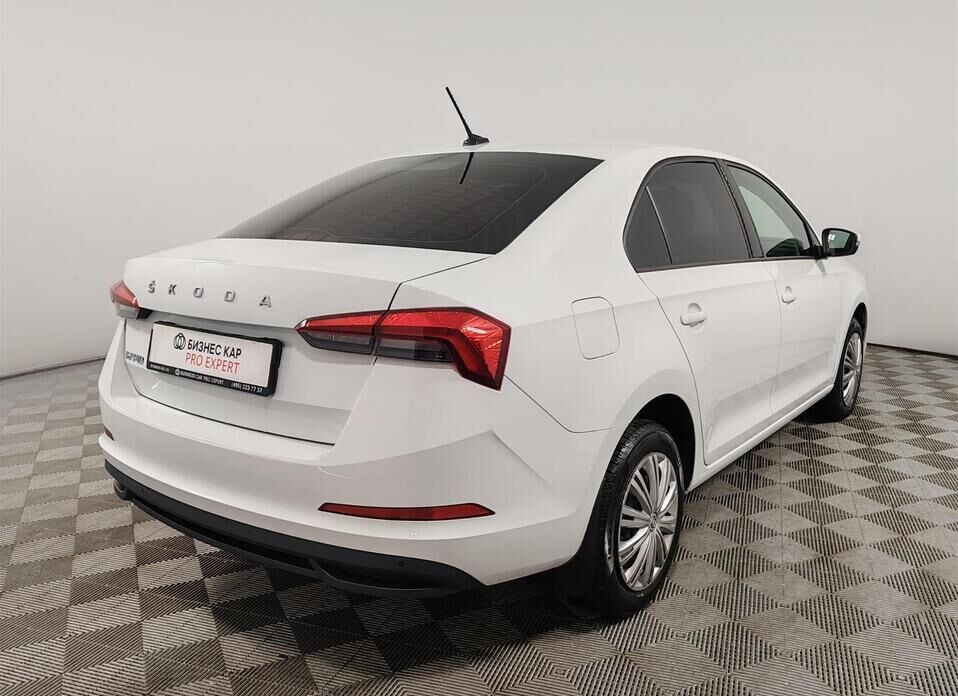 Skoda Rapid 1.6 MT (90 л.с.)
