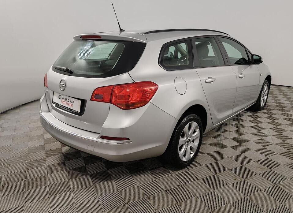 Opel Astra 1.6 AT (115 л.с.)