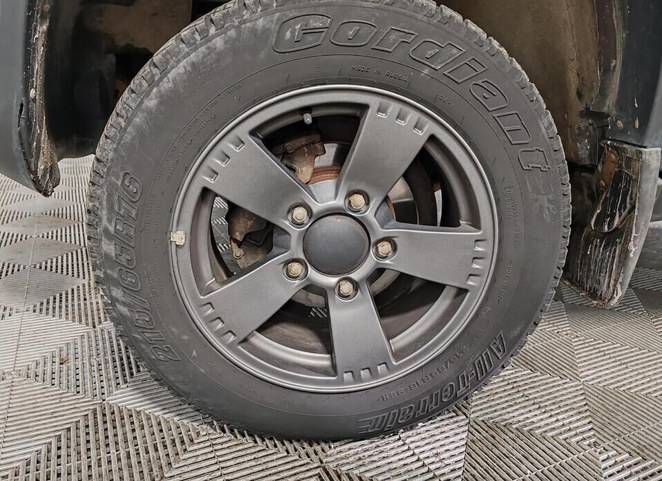 Chevrolet Niva 1.7 MT (80 л.с.) 4WD