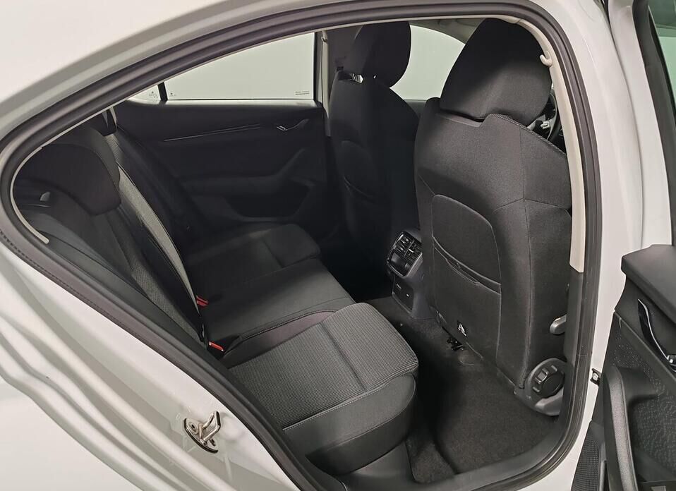 Skoda Octavia 1.4 AT (150 л.с.)