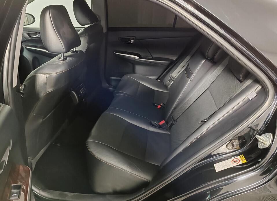 Toyota Camry 3.5 AT (249 л.с.)