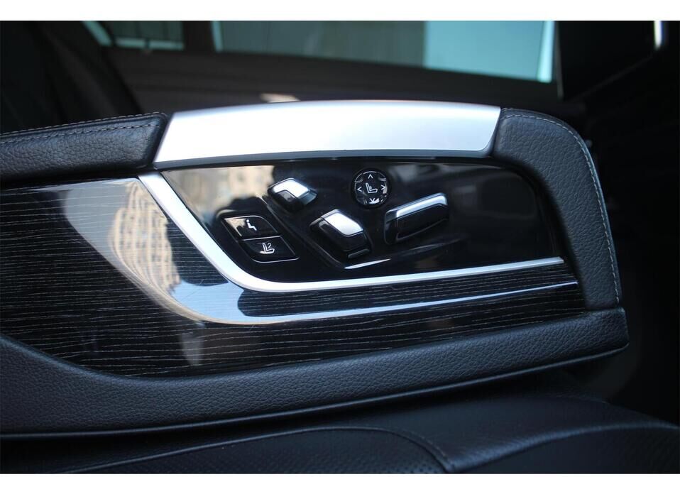 BMW 7 серии 730Ld xDrive 3.0d AT (249 л.с.) 4WD