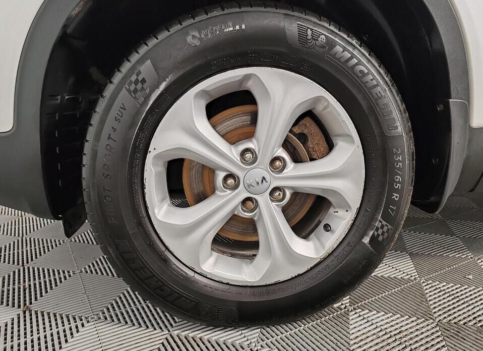 Kia Sorento 2.4 AT (175 л.с.) 4WD