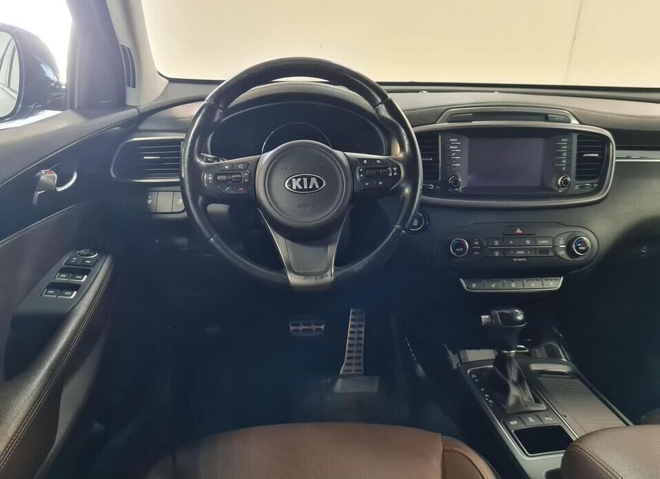 Kia Sorento 2.2d AT (200 л.с.) 4WD