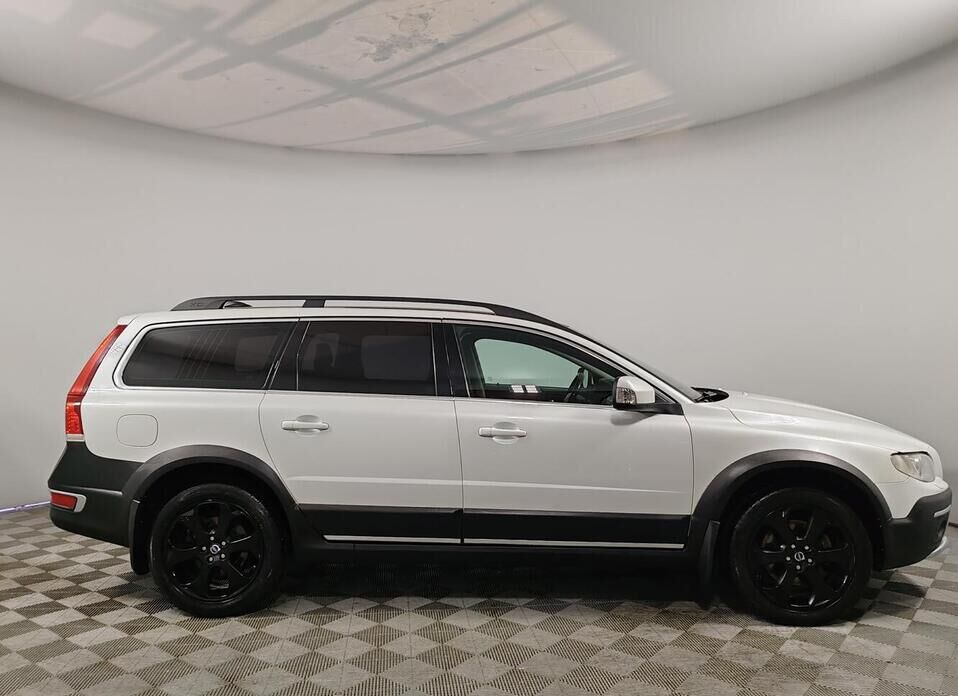 Volvo XC70 2.4d AT (215 л.с.) 4WD
