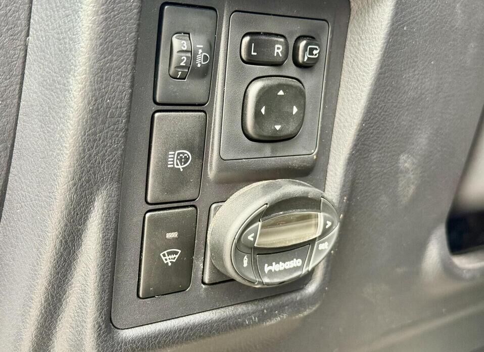 Toyota Land Cruiser Prado 2.7 AT (163 л.с.) 4WD