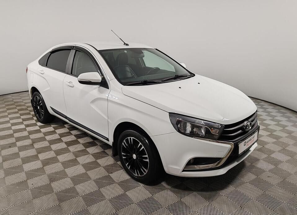 LADA (ВАЗ) Vesta 1.6 CVT (113 л.с.)