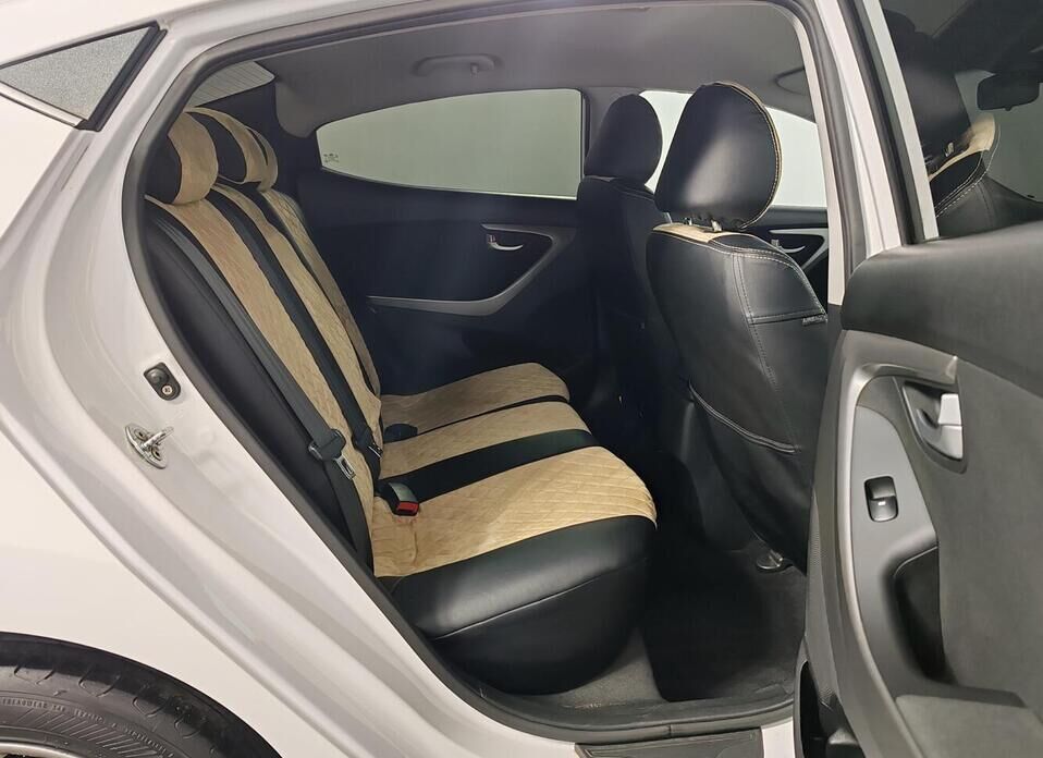 Hyundai Elantra 1.8 AT (150 л.с.)