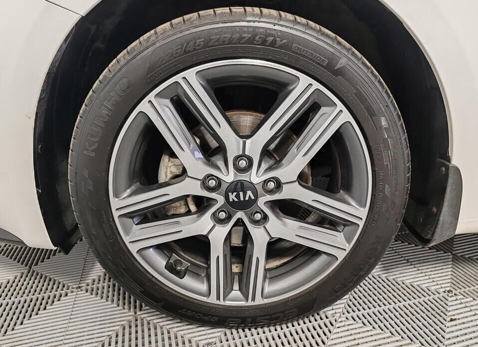 Kia Cerato 1.6 AT (128 л.с.)