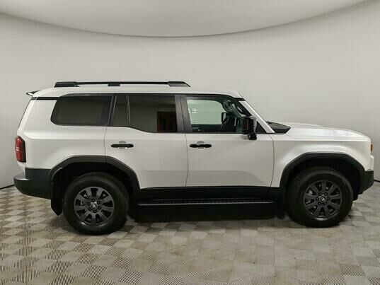 Toyota Land Cruiser Prado, 2024 г., 4 756 км