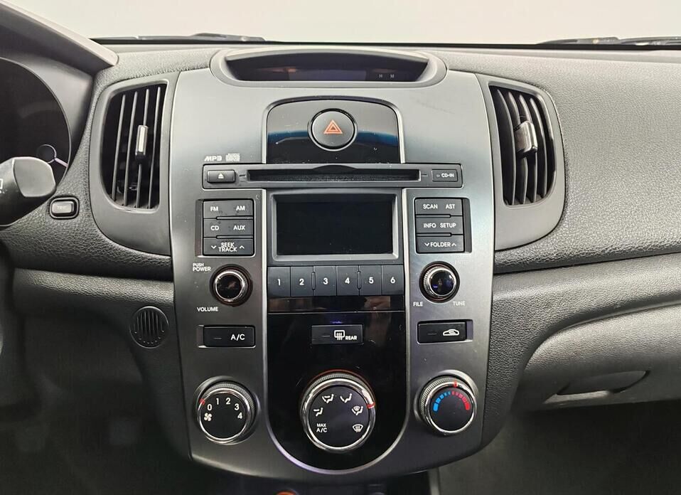 Kia Cerato 5-speed 1.6 MT (126 л.с.)