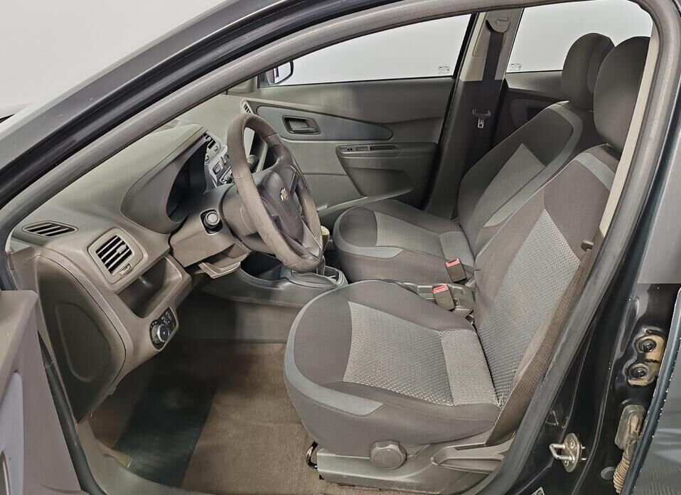 Chevrolet Cobalt 1.5 MT (105 л.с.)