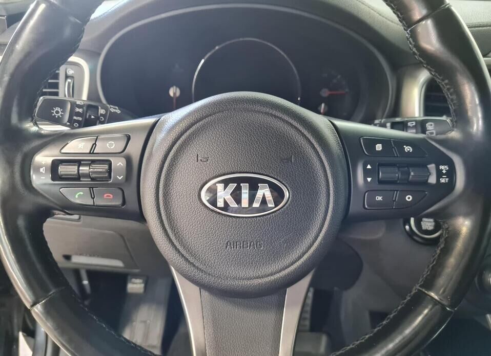 Kia Sorento 2.2d AT (200 л.с.) 4WD