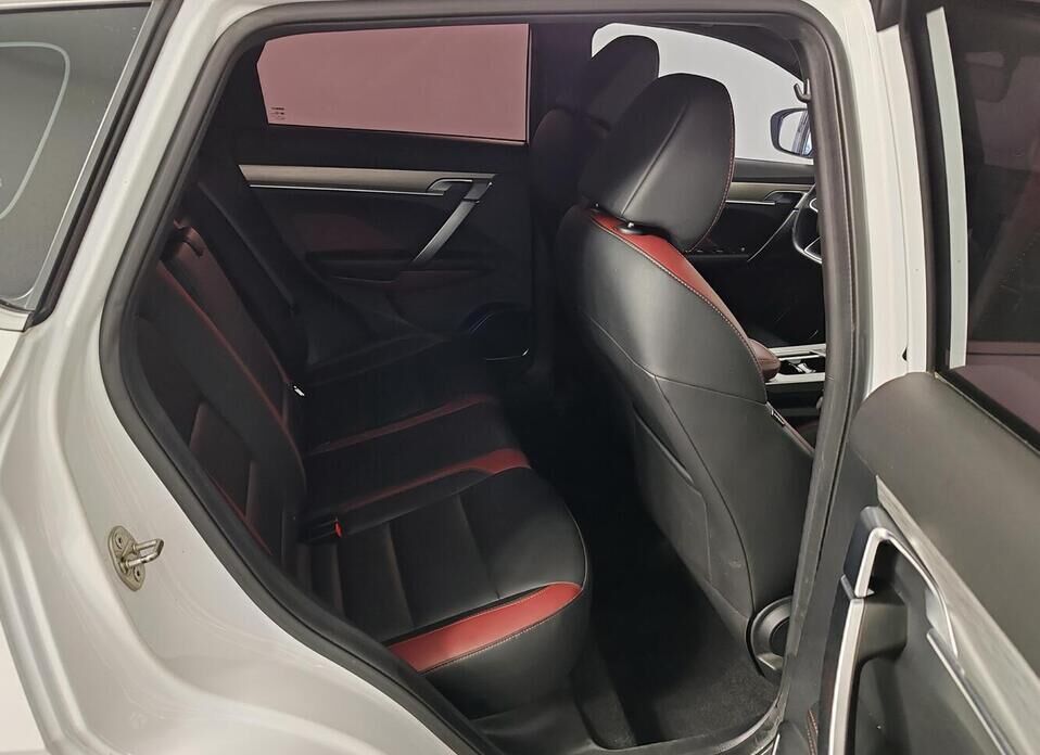 Geely Coolray 1.5 AMT (150 л.с.)